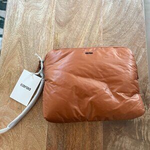 caraa pouch 8"x10"